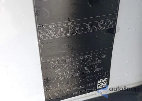 2023 Land Rover Defender 110 Carpathian Edition/110 V8 z USA, uszkodzony, nr VIN SALEWEEEXP2217830